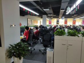 小米生态链的研发与迭代 从内部创业到智能协同
